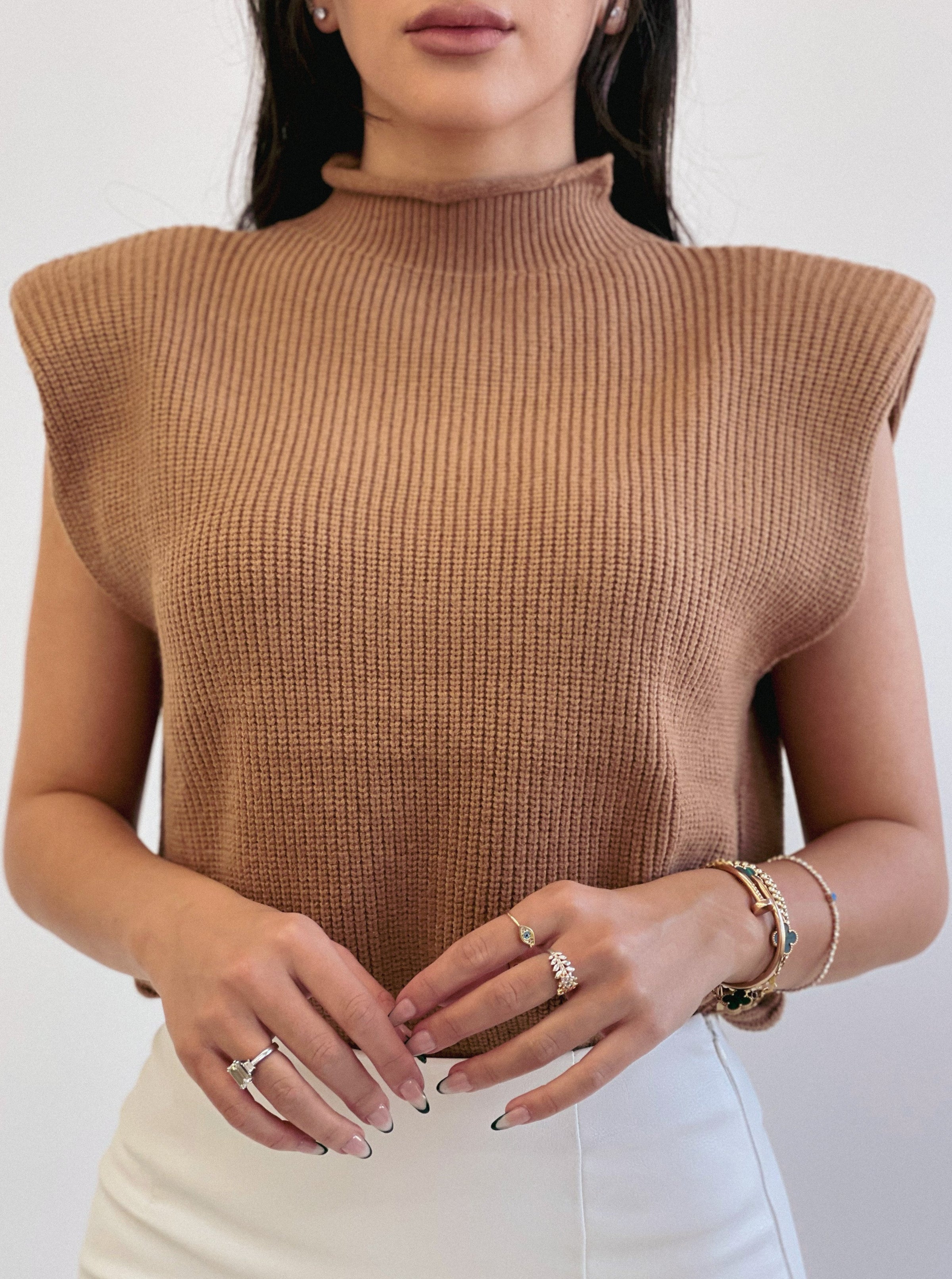 Knit top discount with shoulder pads